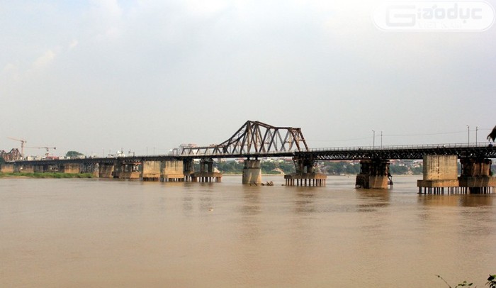 "Hà Bá" sông Hồng đã từng "mất miếng cơm" với ông Được "đen" không biết bao nhiêu lần.